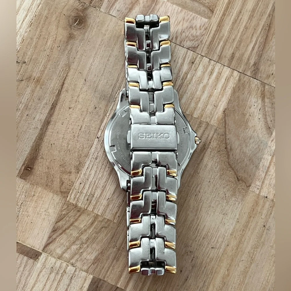 Seiko Vintage Men’s Watch White Dial Two-Tone Bracelet Gold-Tone Markers Date